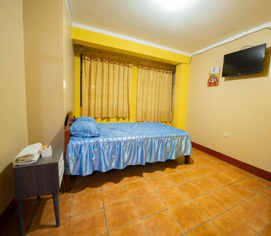 Hostal Tarapaca Huánuco Exterior foto
